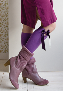 Bonnie Doon Big Bow Knee Highs